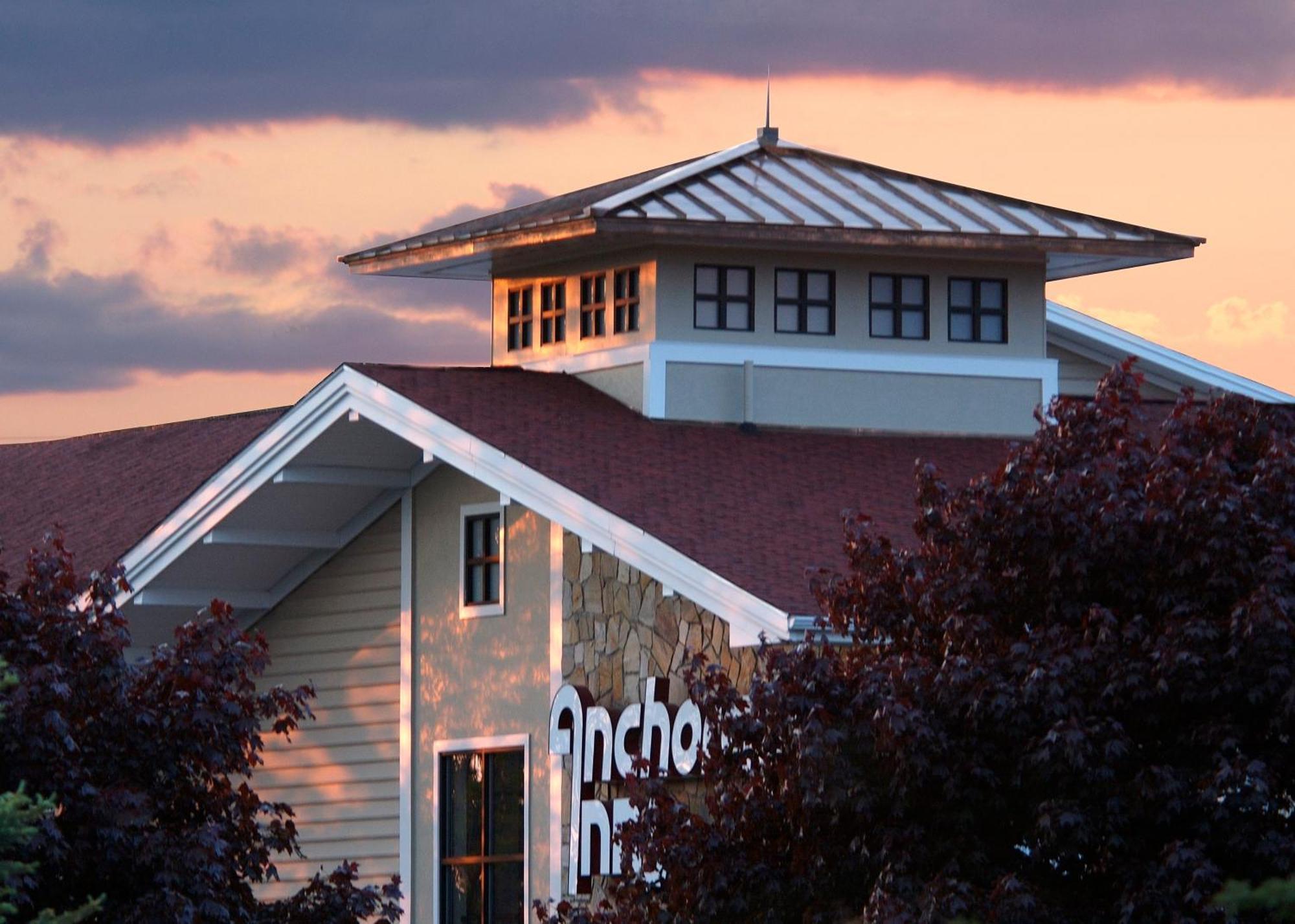 Anchorage Inn And Suites Portsmouth Bagian luar foto
