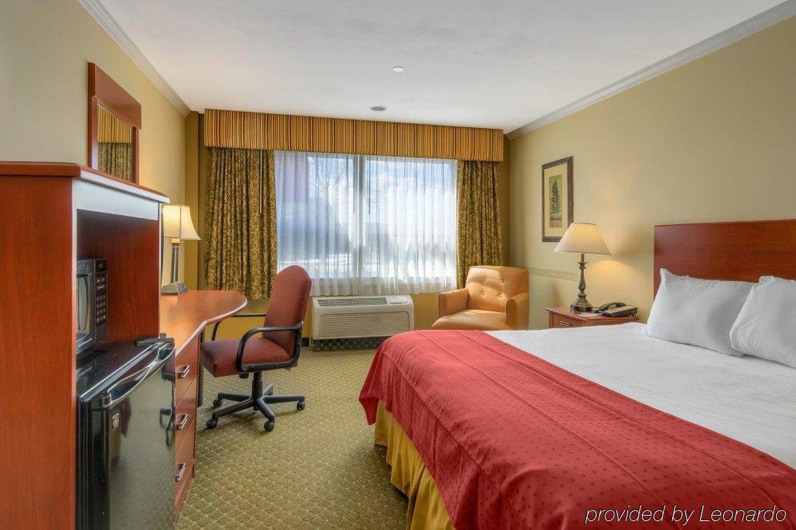 Anchorage Inn And Suites Portsmouth Bagian luar foto